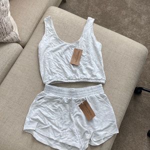 Project Social T set